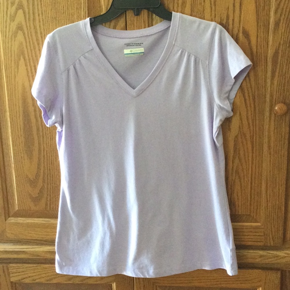 Columbia size L sport top